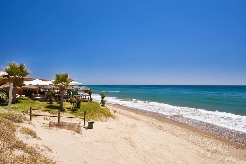 Apartament Oleholidays Carolina Golden Mile 300 Metros Playa *